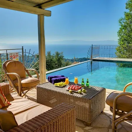 Sleeps 4 Pool Air Con Wifi Villa Fanies